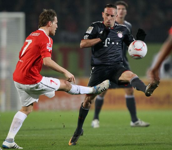 守上的漏洞 守上的漏洞