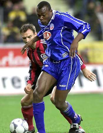 于他的进攻 于他的进攻